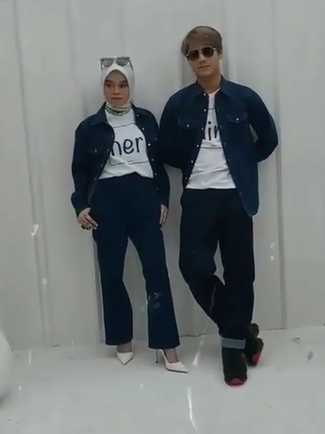 Semakin Kompak, Ini 6 Momen Rizky Billar dan Lesty Kejora Pemotretan Bareng