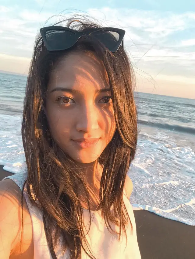 Viral Video Richard Kyle dengan Wanita di TikTok, Ini 6 Potret Putty Erwina