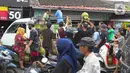 Saat ini, pembelian gas elpiji subsidi 3 kilogram harus dilakukan langsung ke pangkalan resmi. (Liputan6.com/Herman Zakharia)