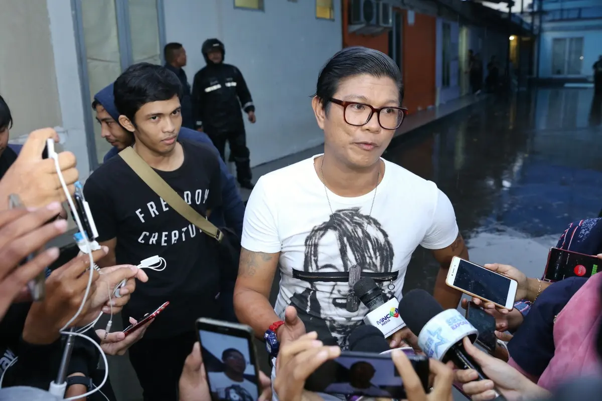 [Bintang] Andika Kangen Band dan Pramugari