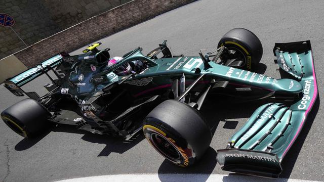 Foto F1: Podium Pertama Perez dan Vettel Bersama Mobil Baru