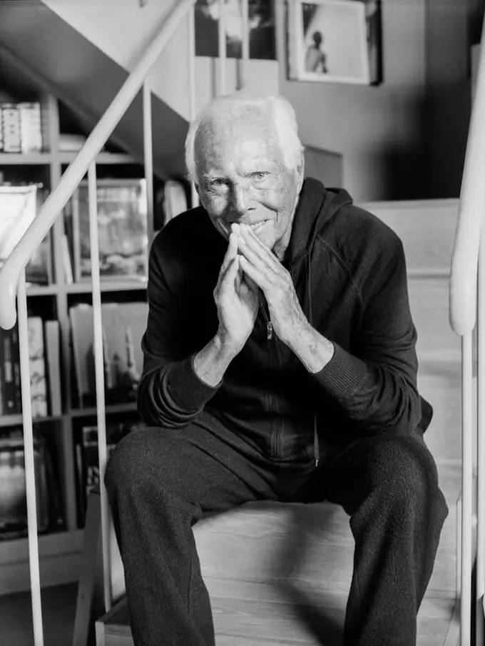 Desainer Fesyen Legendaris Italia, Giorgio Armani Tutup Usia di 91 Tahun