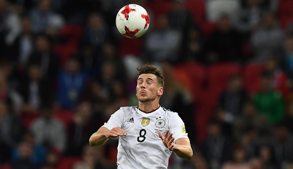 Gelandang Jerman, Leon Goretzka, kontraknya bersama Schalke akan berakhir pada musim panas 2017, sehingga layak menjadi pertimbangan Jurgen Klopp untuk membawanya ke Anfield. (AFP/Franck Fife)