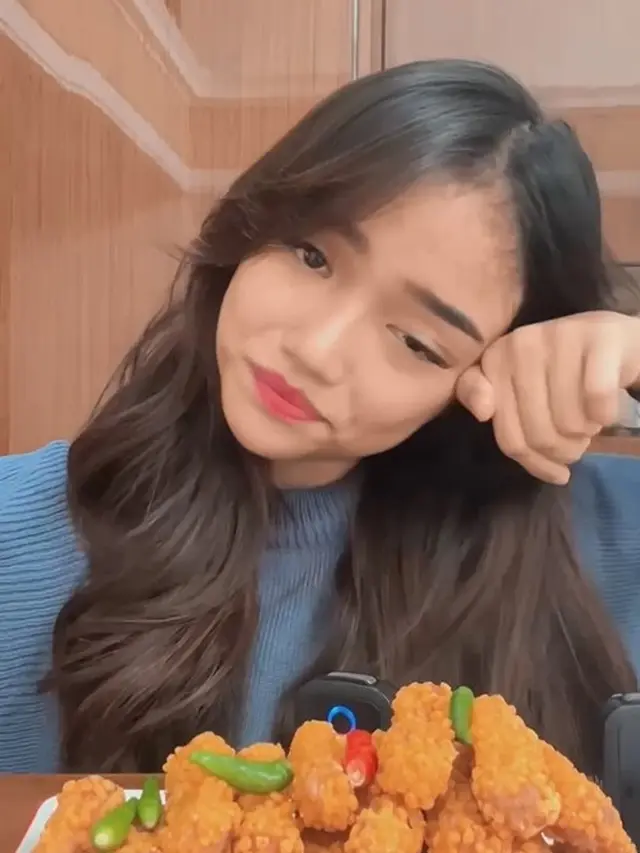 Fuji An mukbang (Instagram/fuji_an)