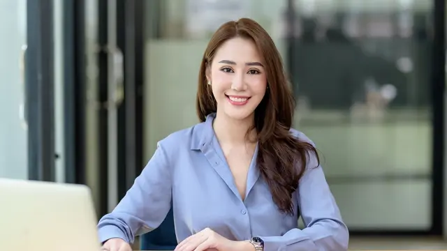 karir bisnis mandiri cantik