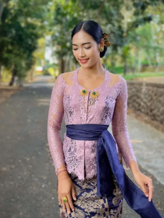 Series Kebaya Semi Prancis Metalik Tile Premium By Purikawan Kebaya