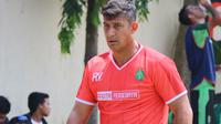 Pelatih Persebaya Surabaya, Angel Alfredo Vera. (Bola.com/Aditya Wany)