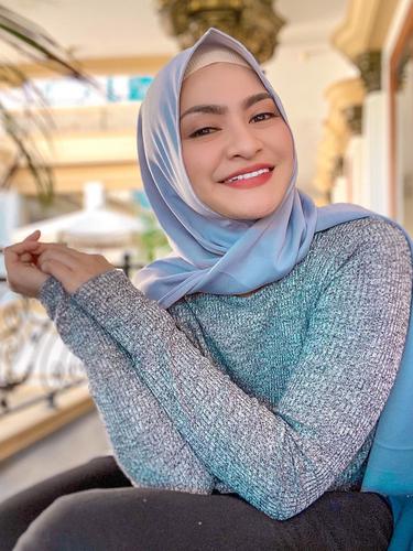 Bukan Rizky Febian, Ini Anak Sule Paling Cuek Menurut ...
