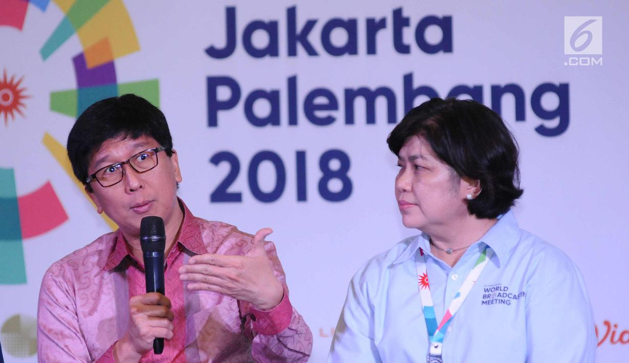 COO Emtek Group, Sutanto Hartono (ketiga kiri) memberi keterangan saat konferensi pers Official Broadcaster Asian Games 2018 di Jakarta, Kamis (8/2). Asian Games 2018 berlangsung 18 Agustus-2 September. (Liputan6.com/Helmi Fithriansyah)