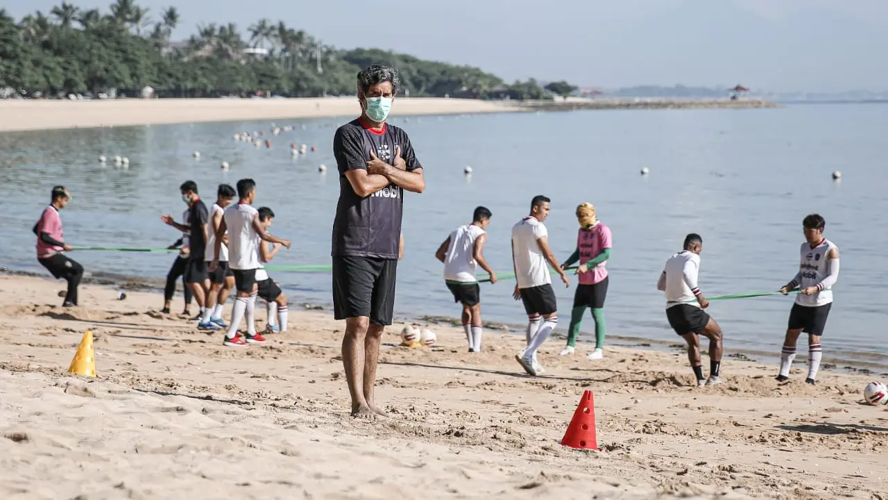 Bali United