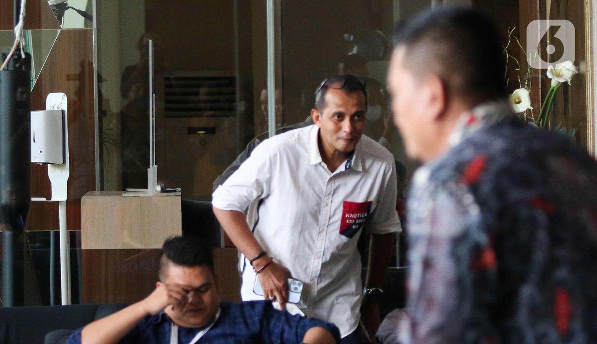 Eddy belum bicara banyak. Dia mengaku akan menjelaskan tudingan IPW setelah menjalani klarifikasi di KPK. (Liputan6.com/Herman Zakharia)