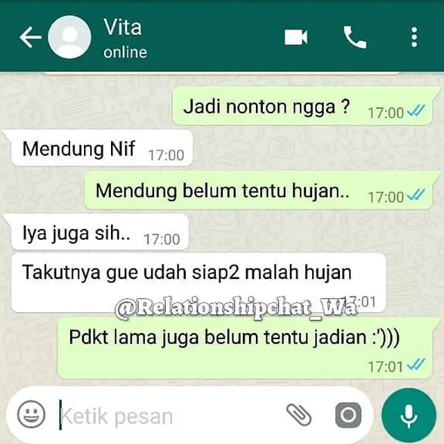 6 Chat Curhat dari Gebetan Ini Bukannya Bahagia Tapi Bikin Sesak