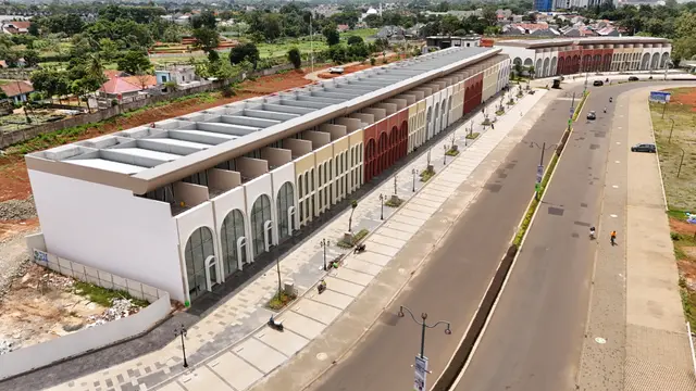 Lotte Land Indonesia bersama Vasanta Group resmi memulai proses serah terima proyek komersial Sinsa District kepada konsumen. (Dok Vasanta)