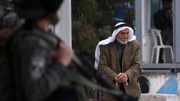 Mereka akan melaksanakan salat Jumat pada bulan Ramadan. (HAZEM BADER/AFP)