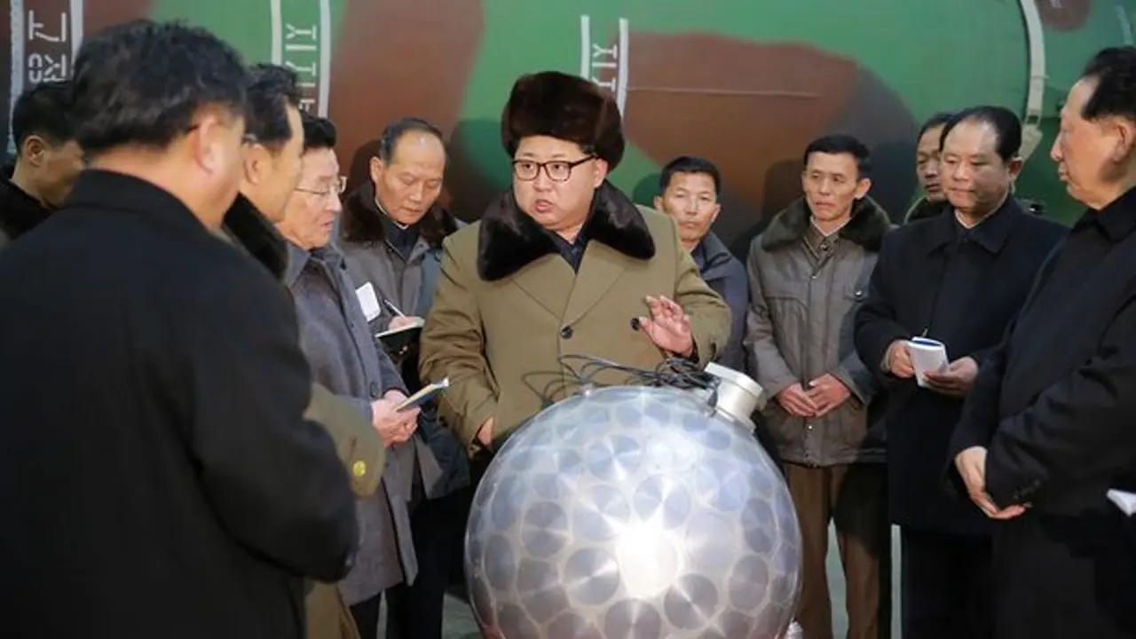 Kim Jong-un Klaim Korut Punya Miniatur Hulu Ledak Nuklir