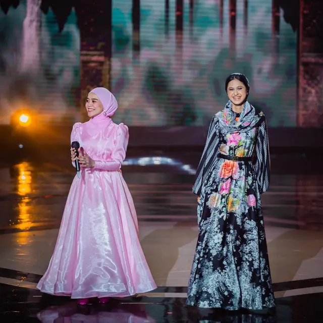 Perdana Duet Bareng, Ini 6 Potret Asila Maisa dan Lesty Kejora di Atas Panggung