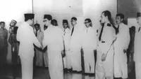 Di Balik Pujian 'Hij is de Man' Bung Karno untuk Natsir