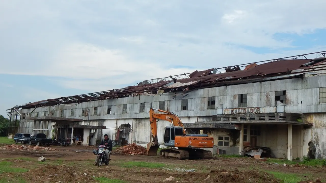 Mencegah Robohnya Bangunan Kuno Pabrik Gula Kalibagor