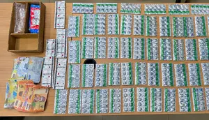 Kios di Pondok Pinang Digerebek, Ratusan Obat Keras Diamankan