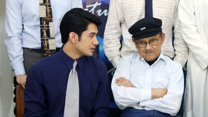 Reza Rahadian dan BJ Habibie