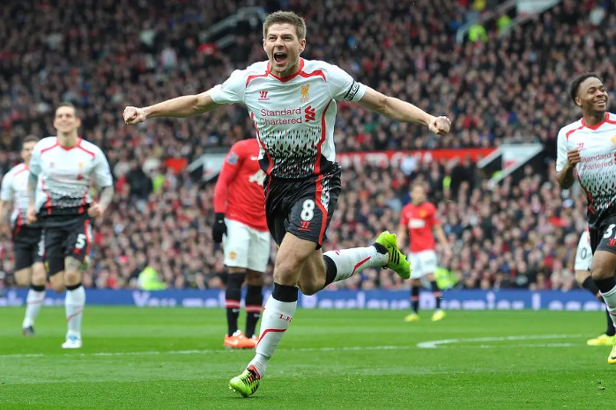 [FOTO] MU Keok di Kandang 3-0 Atas Liverpool