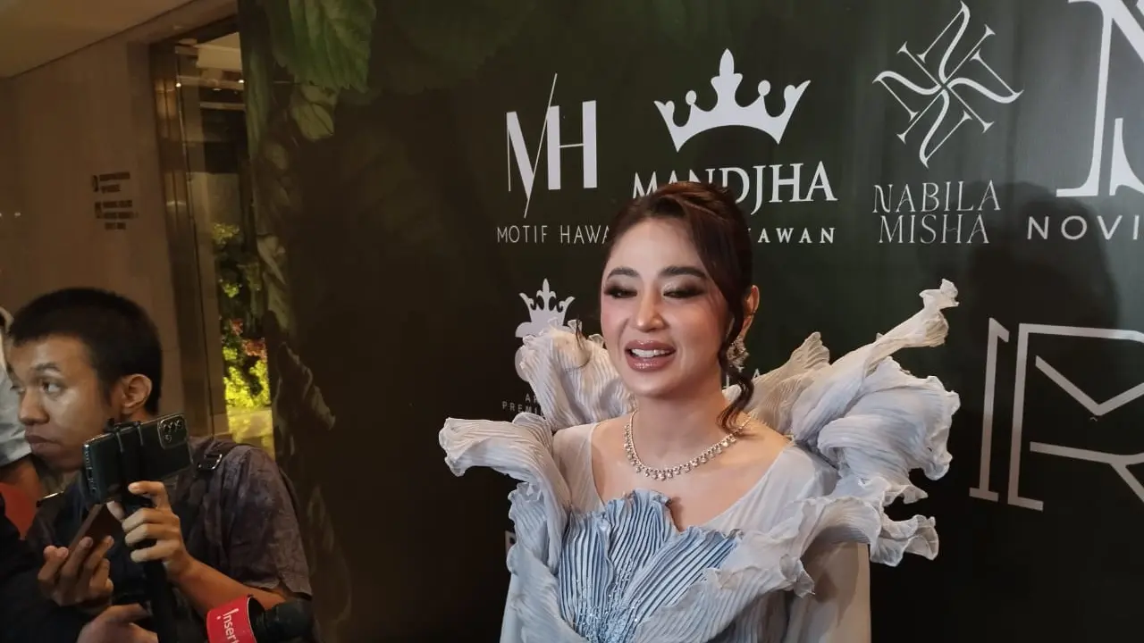 Dewi Perssik. (M Altaf Jauhar/ Liputan6.com)