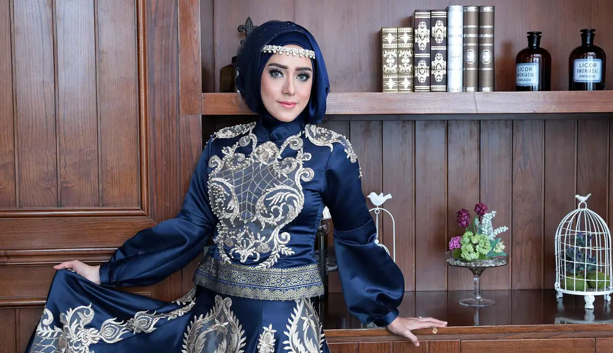 Pemeran dalam beberapa film televisi (FTV) itu akan meresmikan hubungannya pada pertengahan Mei mendatang. Sebuah konsep pernikahan mewah siap digelar ala film The Great Gatsby. (Deki Prayoga/Bintang.com)