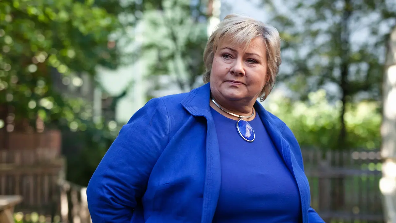 Oops, PM Norwegia Ketahuan Main Pokemon Go Saat Sidang Parlemen