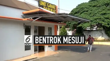 Sejumlah korban terluka dalam bentrokan di Mesuji Lampung dirujuk ke Rumah Sakit Bhayangkara. 8 korban terluka masih dalam kondisi kritis.