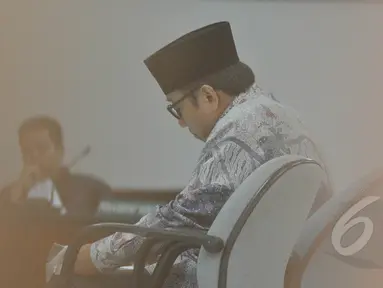 Mantan Sekjen ESDM, Waryono Karno menjalani sidang dengan agenda tanggapan jaksa penuntut umum (JPU) KPK atas nota keberatan atau eksepsi terdakwa di Pengadilan Tipikor, Jakarta, Senin (18/5/2015). (Liputan6.com/Herman Zakharia)