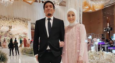 7 Tahun Pernikahan Desta Natasha Rizki Dan Kisah Tentang Cincin Melawai News Entertainment Fimela Com
