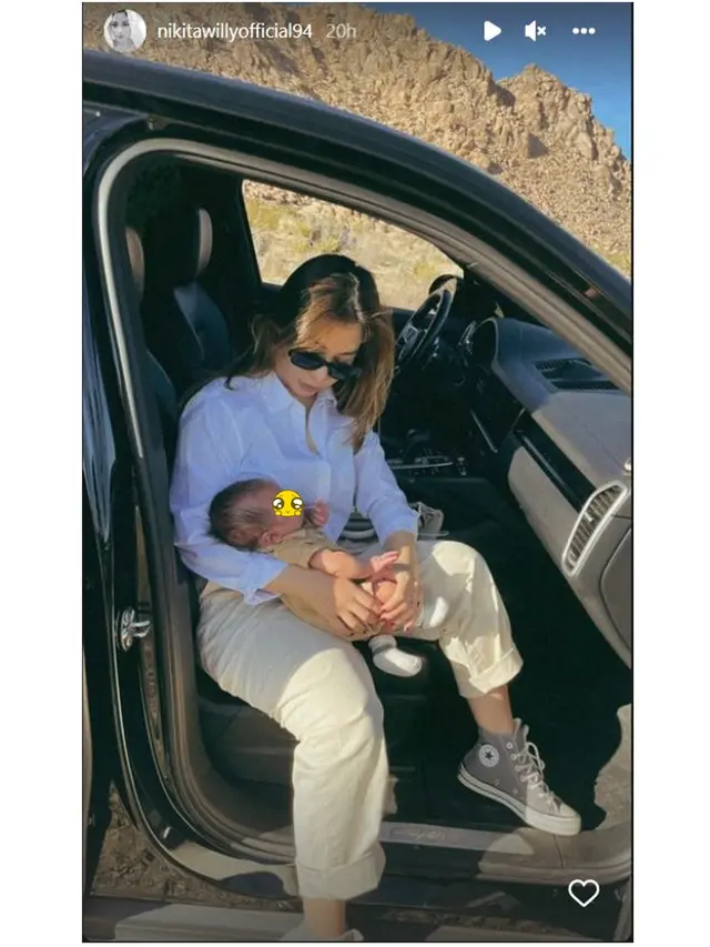 6 Potret Nikita Willy Ajak Sang Anak First Trip di Joshua Tree, Bergaya Kasual