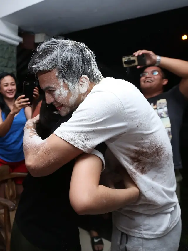 [Bintang] Ulang tahun Rizky Nazar