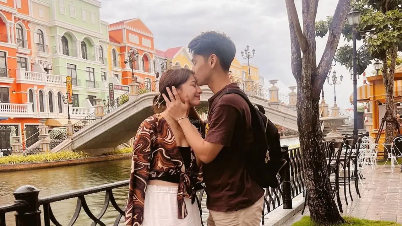 Cassandra Lee dan Ryuken Lie (Instagram/@cassandraslee)