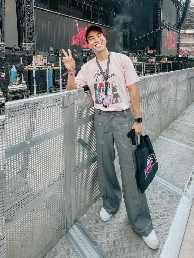 Tampilan Publik Figure di Hari Pertama Konser Blackpink Jakarta