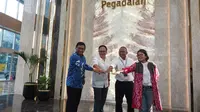 Wakil Menteri BUMN Kartika Wirjoatmojo meresmikan gedung baru milik PT Pegadaian yang disebut The Gade Tower. (dok: Arief)