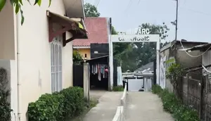 Warga Depok Ribut Gara-Gara Tegur Bakar Sampah Diviralkan di Media Sosial, Berujung Akses Jalan Dipagar