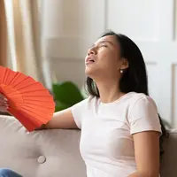 Ilustrasi merasa kesal./Copyright shutterstock.com/g/fizkes