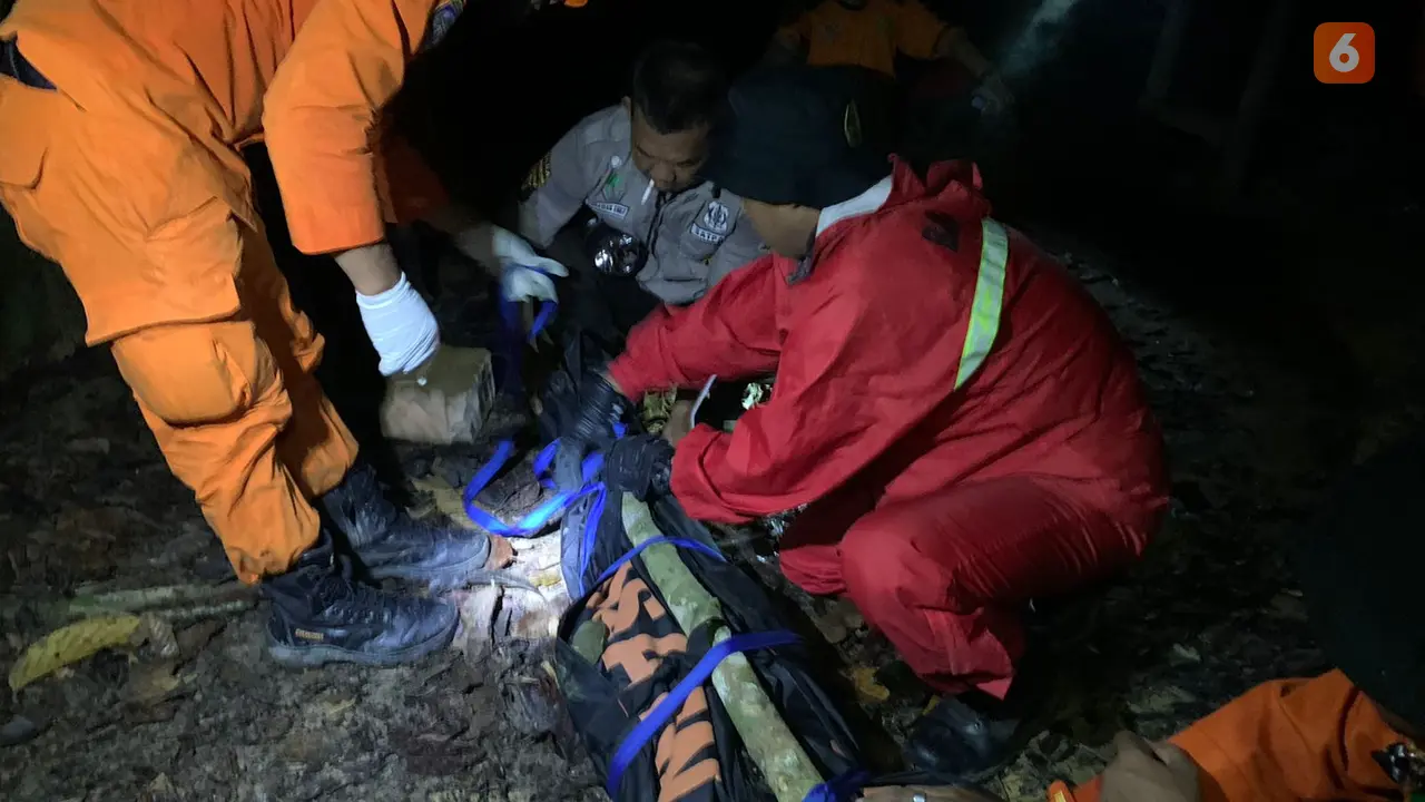 Evakuasi korban pemandu wisata di HLSW