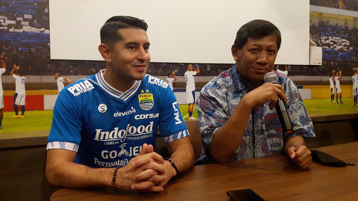 Abaikan 10 Tim, Esteban Vizcarra Mantap Memilih Persib Indonesia