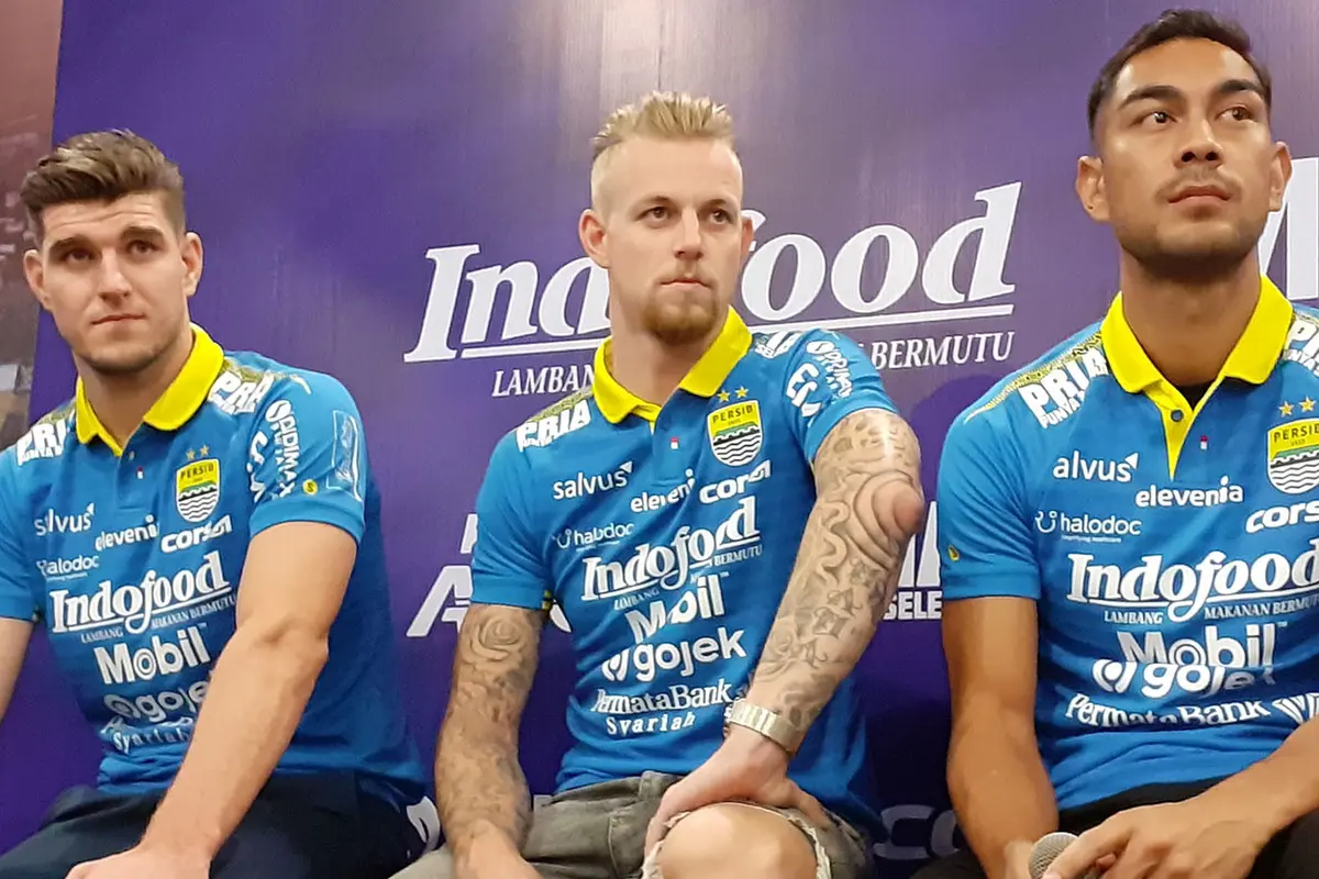Nick Kuiperrs, Kevin van Kippersluis, dan Omid Nazari