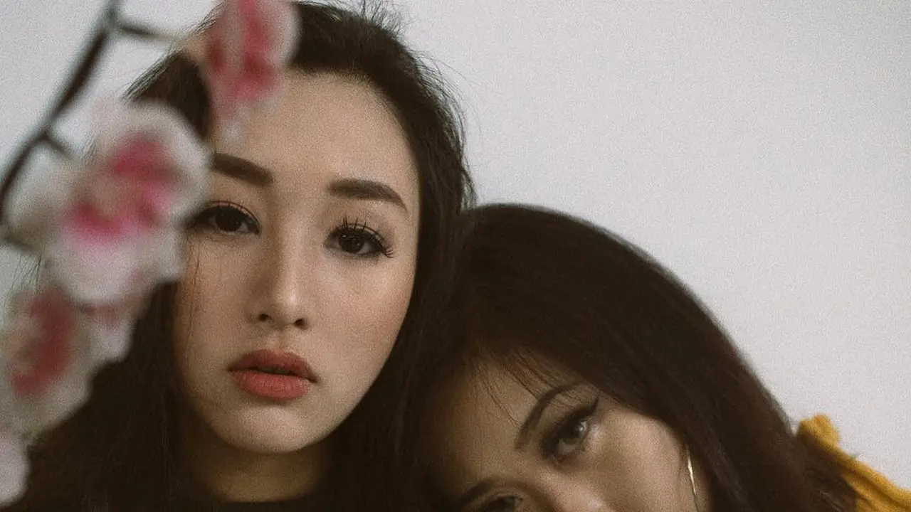 Kathy Indera dan Whitney