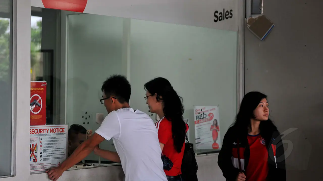 AirAsia Surabaya-Singapura Dibekukan, Calon Penumpang Ubah Jadwal