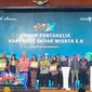 Penghargaan untuk Desa Wisata Terbaik yang Berkelanjutan di 6 Destinasi Prioritas dalam&nbsp;Program Kampanye Sadar Wisata (KSW) 5.0 2024.&nbsp; (Liputan6.com/Henry)