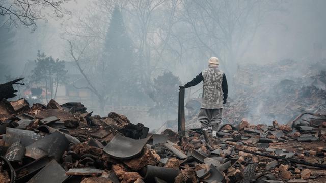 Kebakaran Hutan Korea Selatan, Sebuah Kuil Kuno Nyaris Rata dengan Tanah