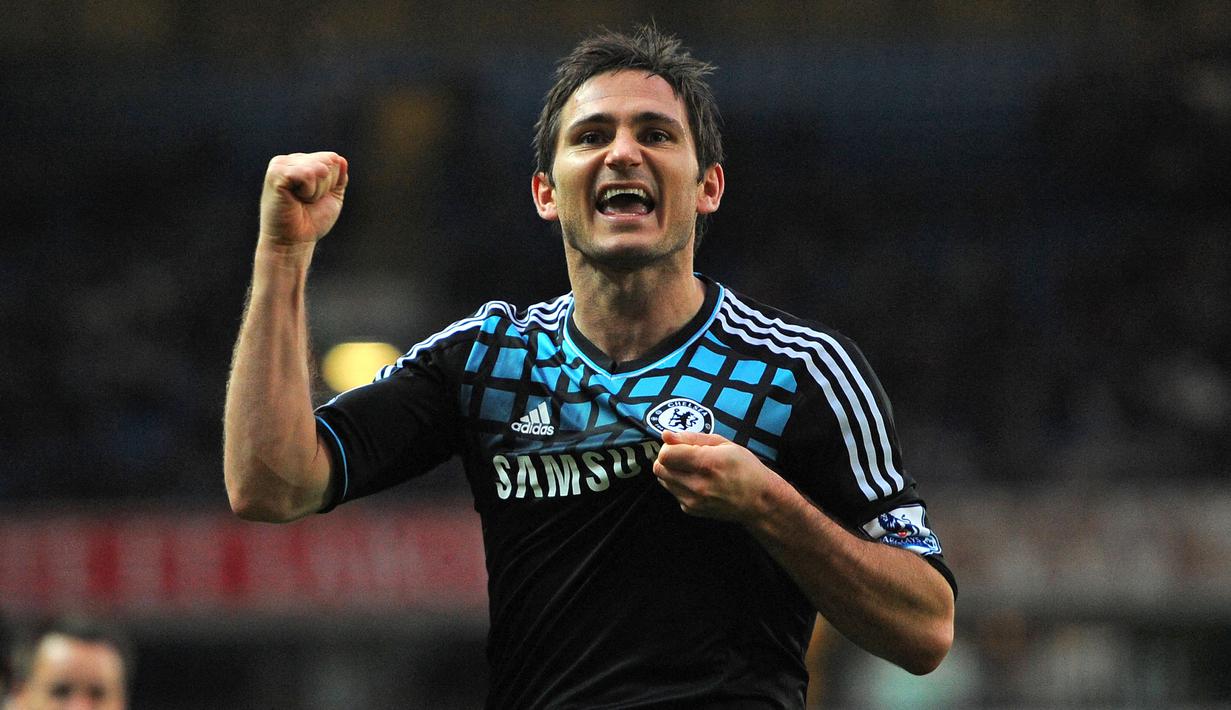 Didatangkan seharga 11 juta pounds pada 2001/02, Frank Lampard langsung membuktikan dirinya sebagai salah satu pencetak gol paling produktif dari lini tengah di Liga Inggris bersama Chelsea. Ia juga memiliki catatan gol tandang yang mengagumkan, yaitu 85 kali. (AFP/Andrew Yates)