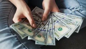Uang Darurat Jadi Penyelamat Saat Kebutuhan Tak Terduga Datang