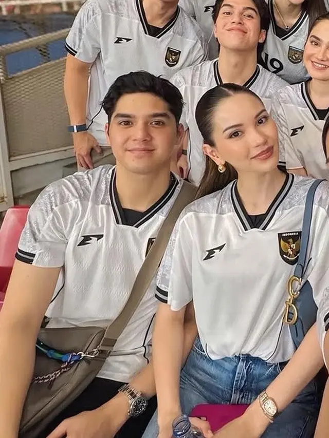Artis yang Nonton Timnas Indonesia