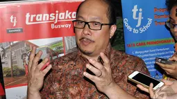 Seperti diketahui bus Transjakarta ekspres rute Kalideres-Blok M, merek Yutong, terbakar pada Kamis (28/8) lalu, membuat Antonius berang, Jakarta, Rabu (3/9/2014) (Liputan6.com/Miftahul Hayat)