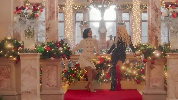 The Princess Switch 3: Romancing the Star